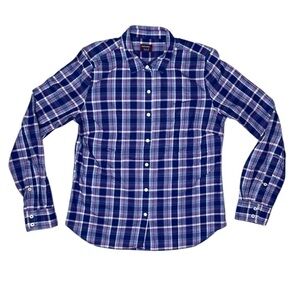 Untuckit shirt